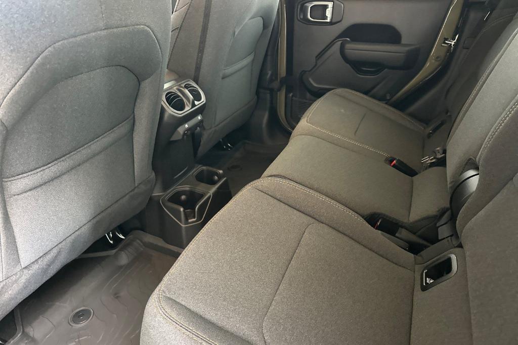 new 2026 Jeep Gladiator car, priced at $43,596