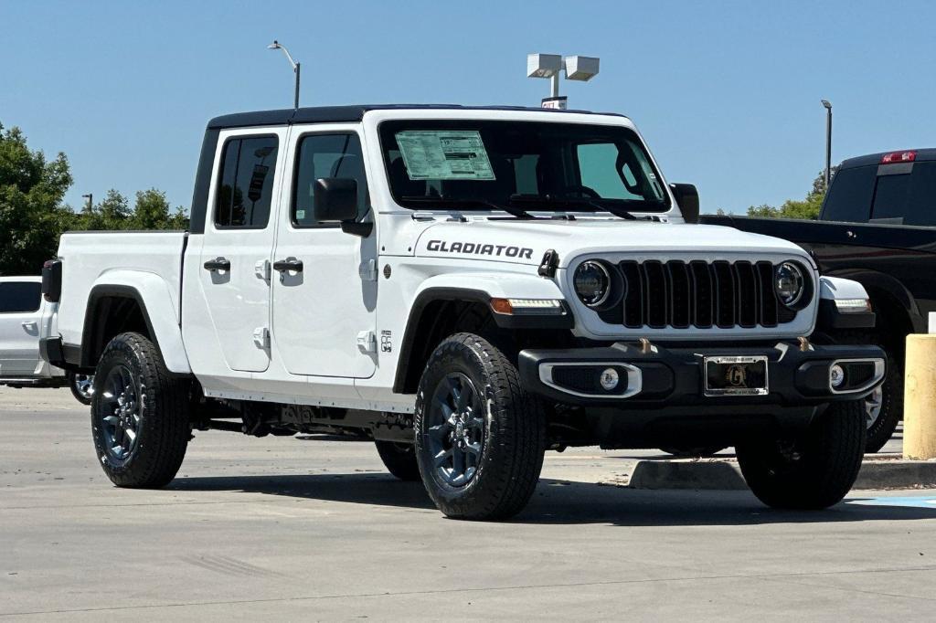 new 2026 Jeep Gladiator car, priced at $45,951