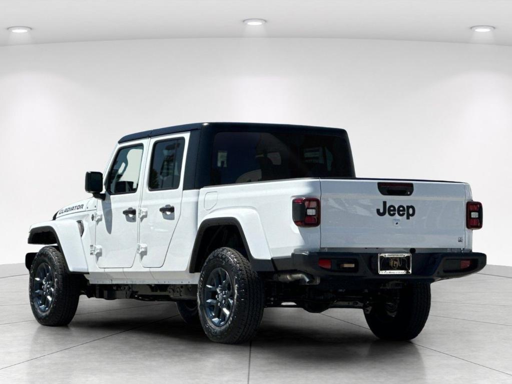new 2026 Jeep Gladiator car, priced at $45,951