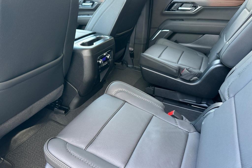 new 2026 GMC Yukon XL car, priced at $87,441
