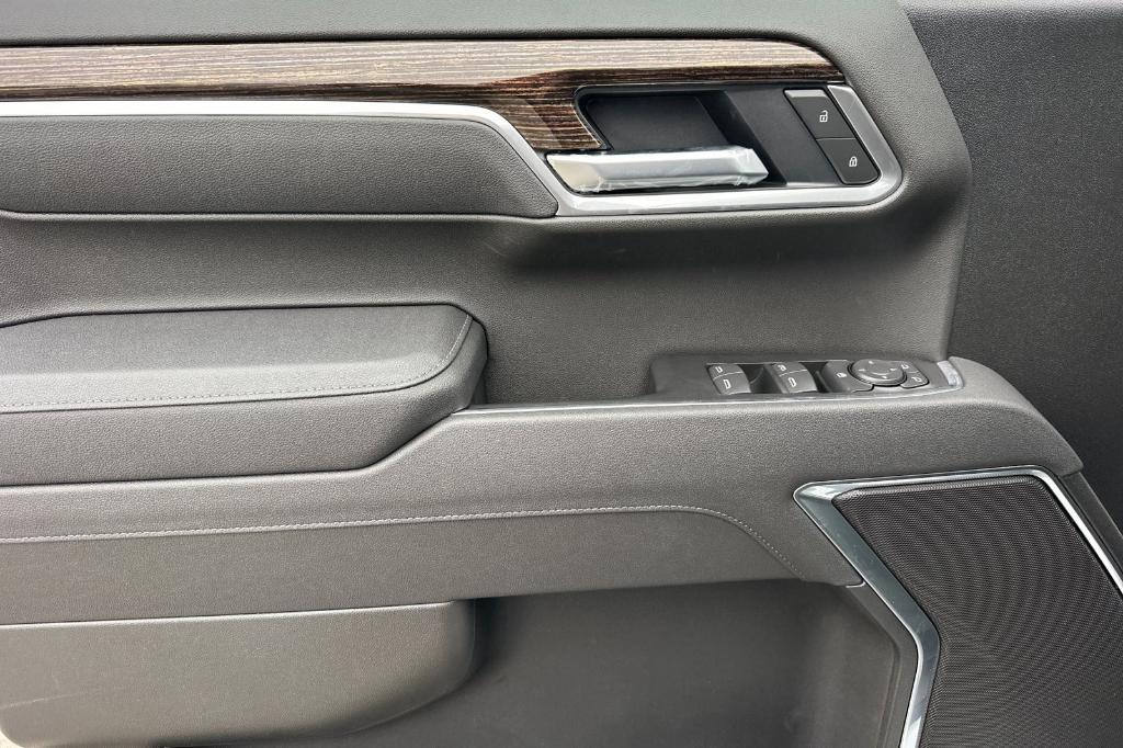 new 2026 GMC Sierra 1500 car, priced at $54,256