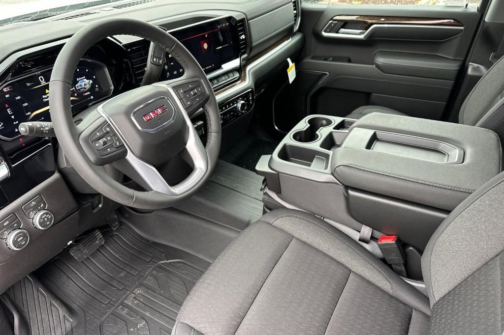 new 2026 GMC Sierra 1500 car, priced at $54,256