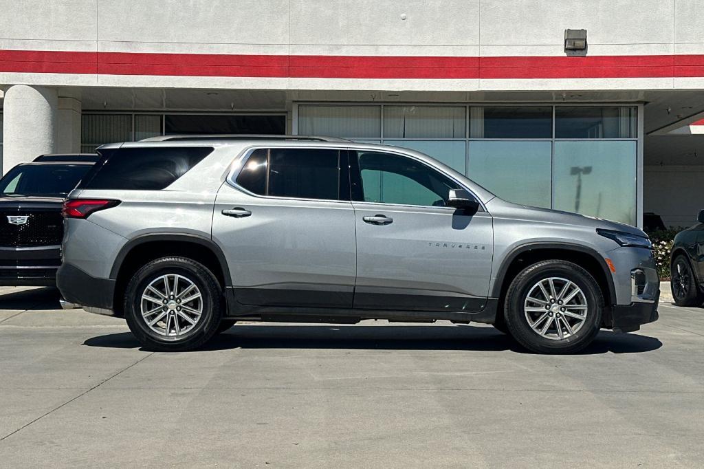 used 2023 Chevrolet Traverse car, priced at $32,692