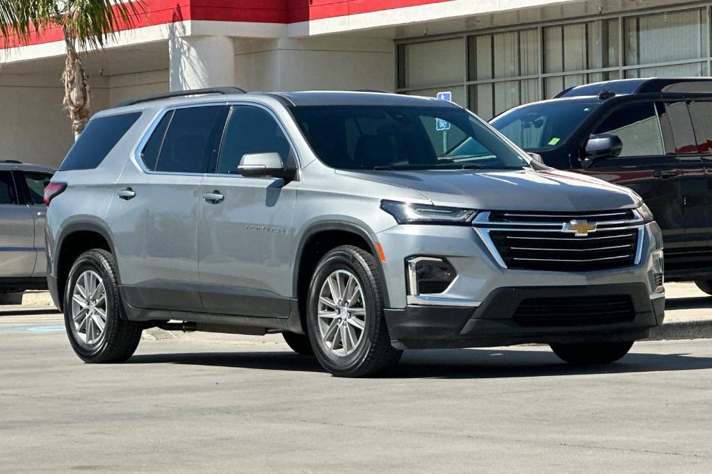 used 2023 Chevrolet Traverse car, priced at $32,692