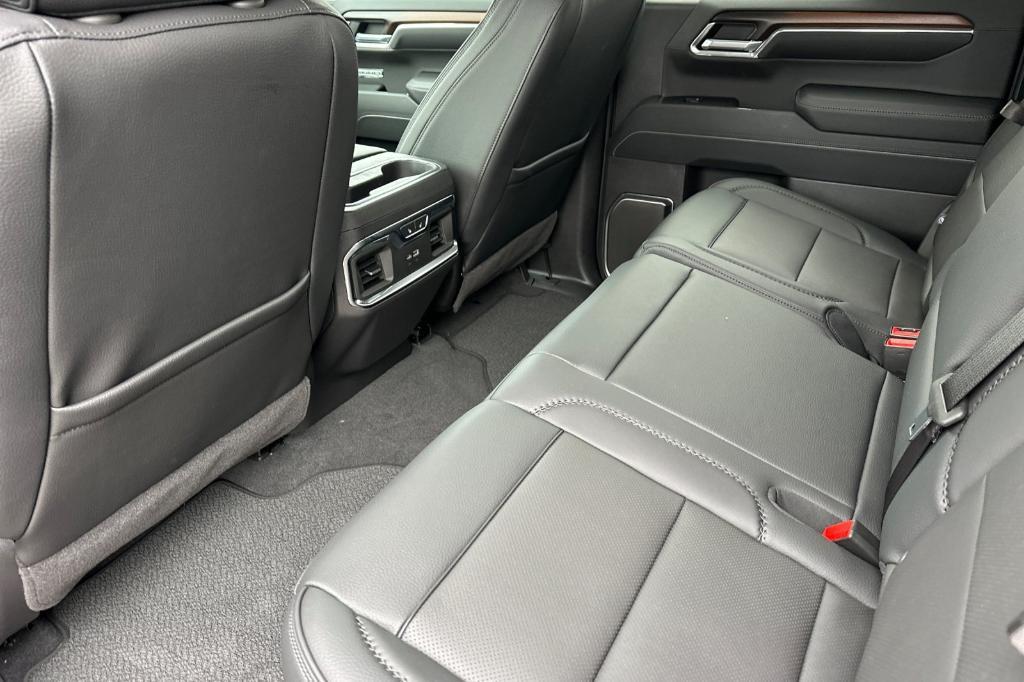 new 2026 GMC Sierra 1500 car, priced at $78,045