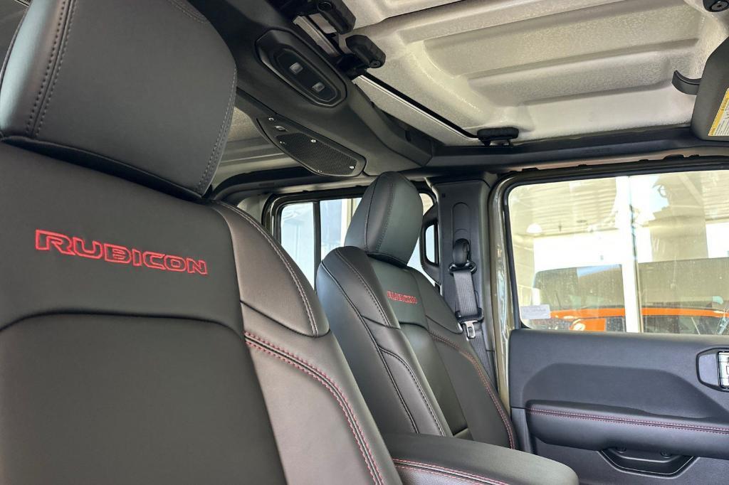 new 2026 Jeep Gladiator car, priced at $53,241