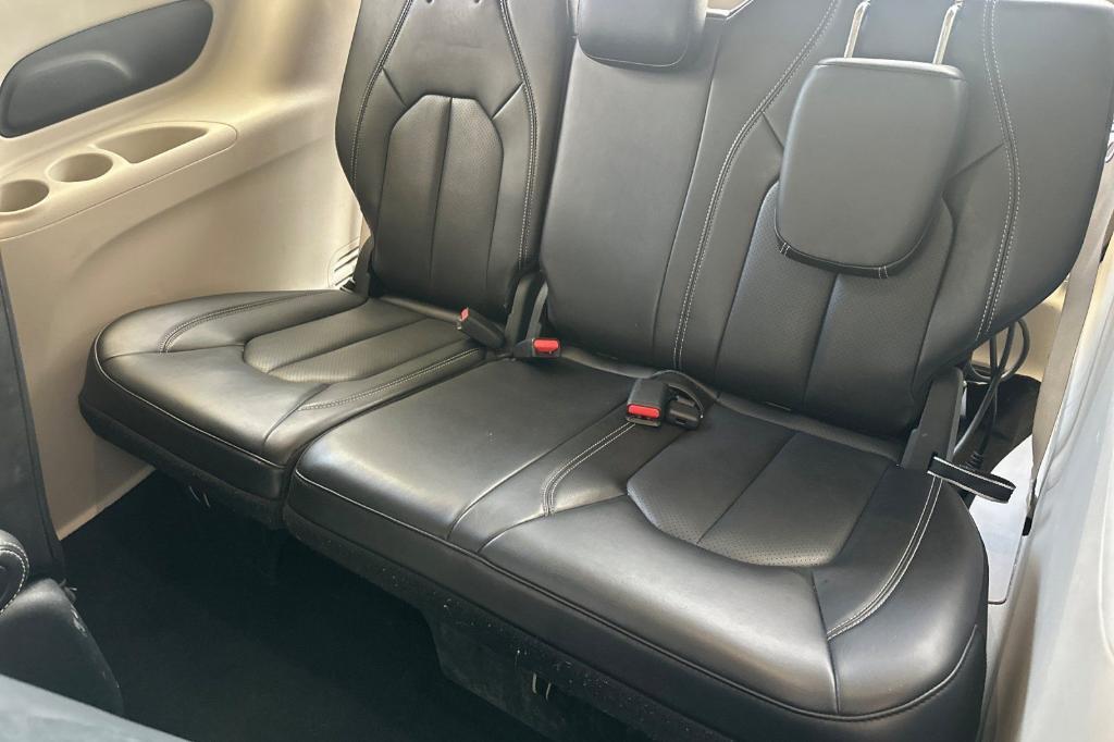 used 2023 Chrysler Pacifica Hybrid car, priced at $23,360