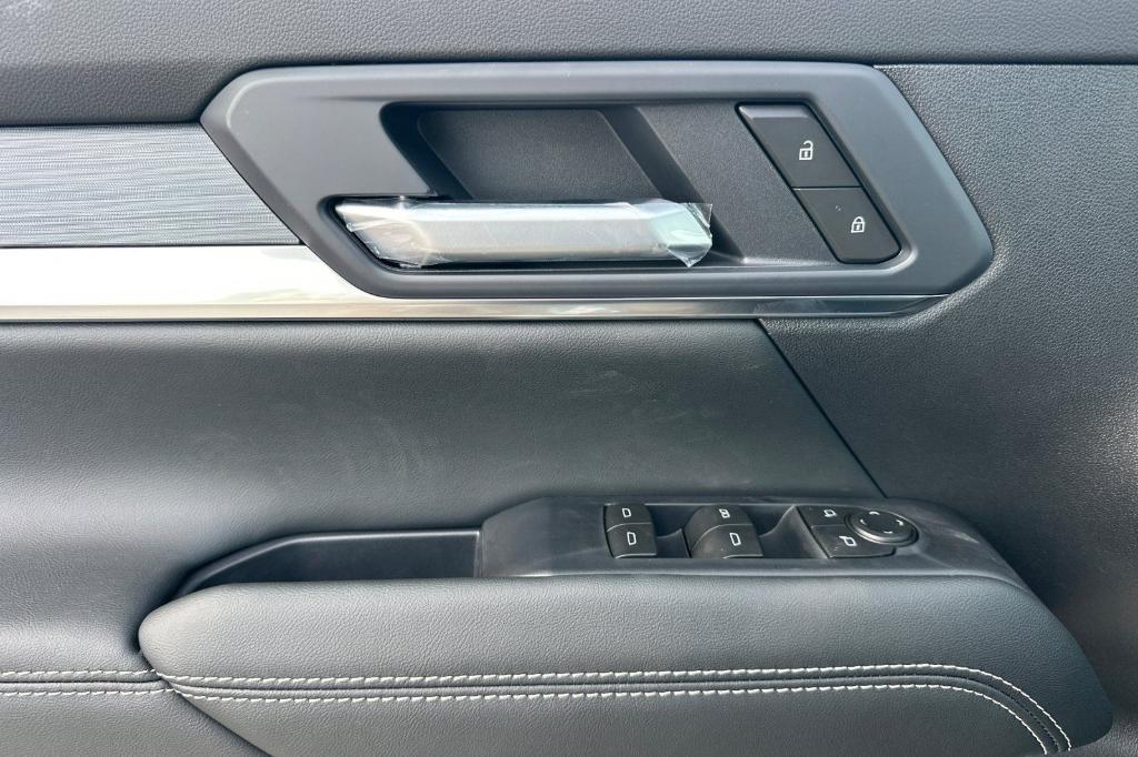 new 2026 GMC Terrain car, priced at $32,186