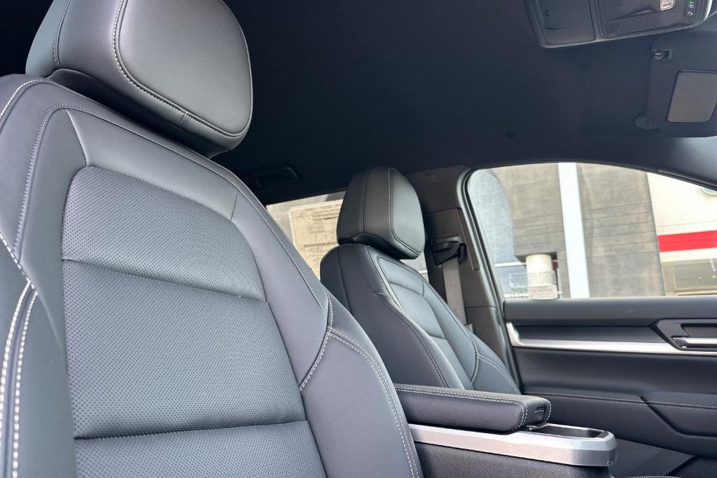 new 2026 GMC Terrain car, priced at $32,186