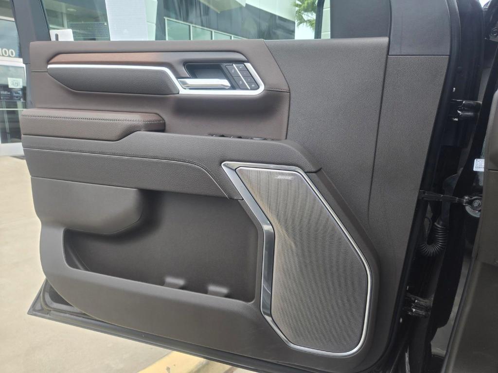 new 2026 GMC Sierra 2500 car, priced at $80,916