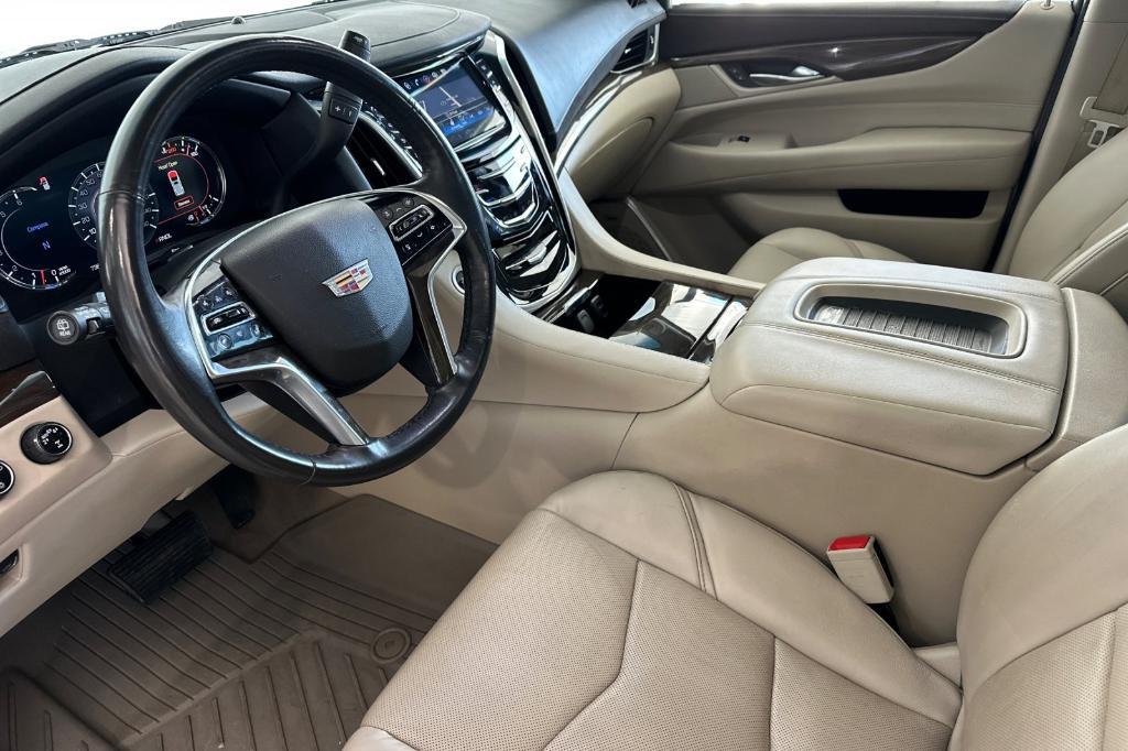 used 2020 Cadillac Escalade car, priced at $37,995