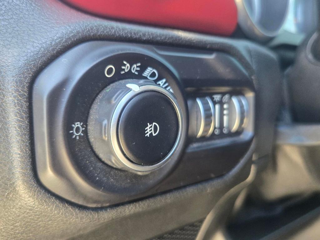 used 2018 Jeep Wrangler Unlimited car, priced at $27,076