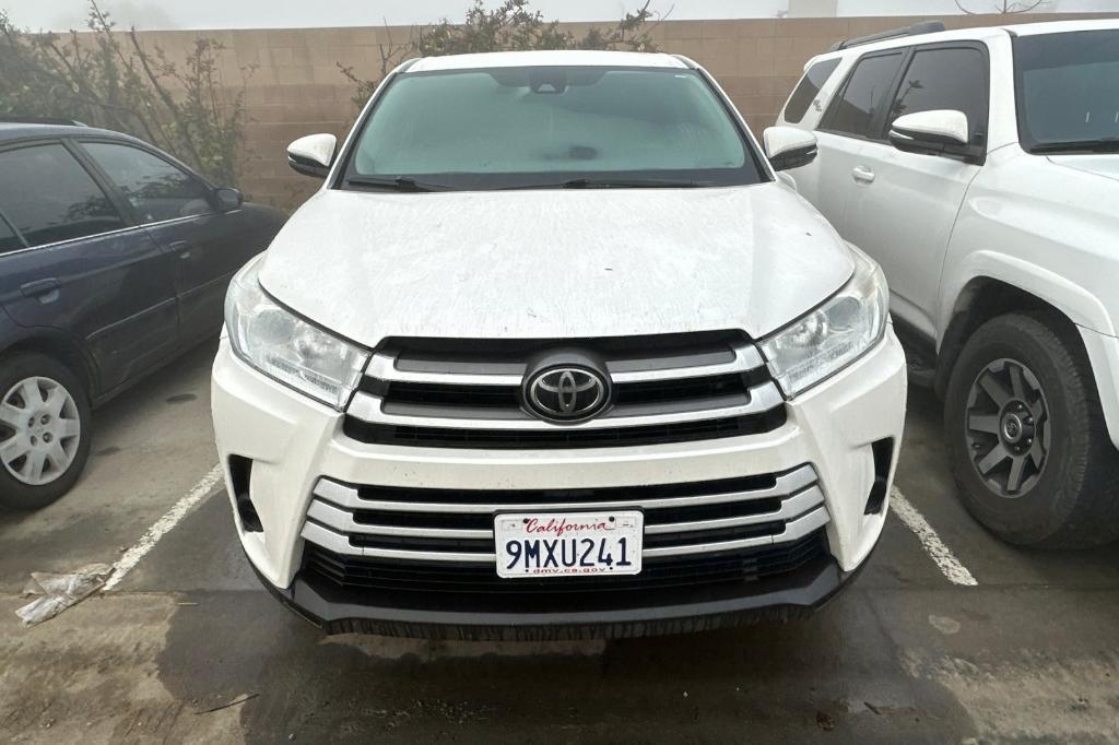 used 2018 Toyota Highlander car, priced at $20,229