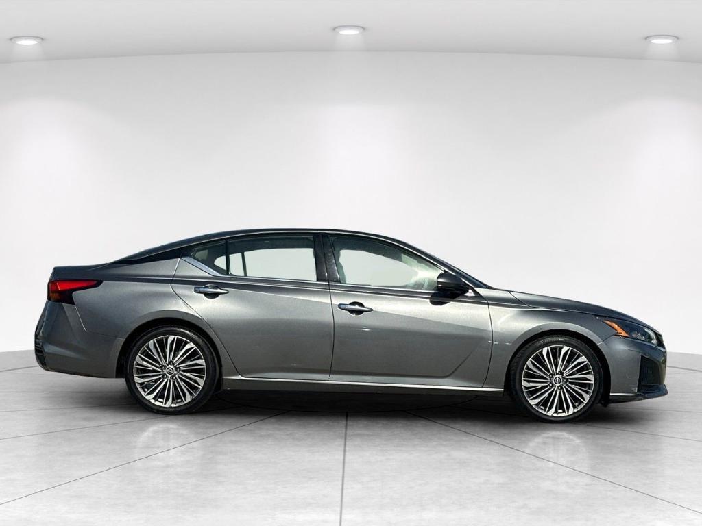 used 2023 Nissan Altima car, priced at $19,575