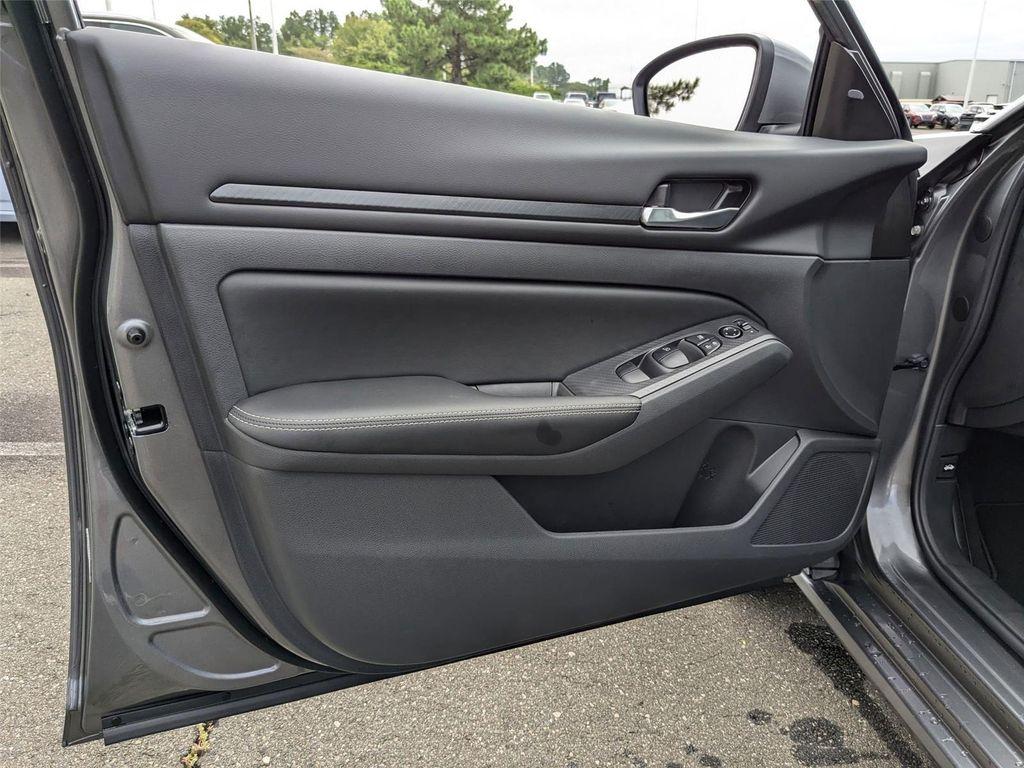 new 2025 Nissan Altima car, priced at $28,265