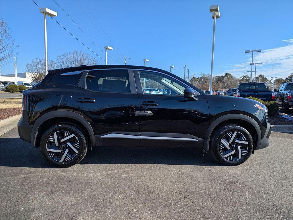 new 2025 Nissan Kicks car, priced at $25,185