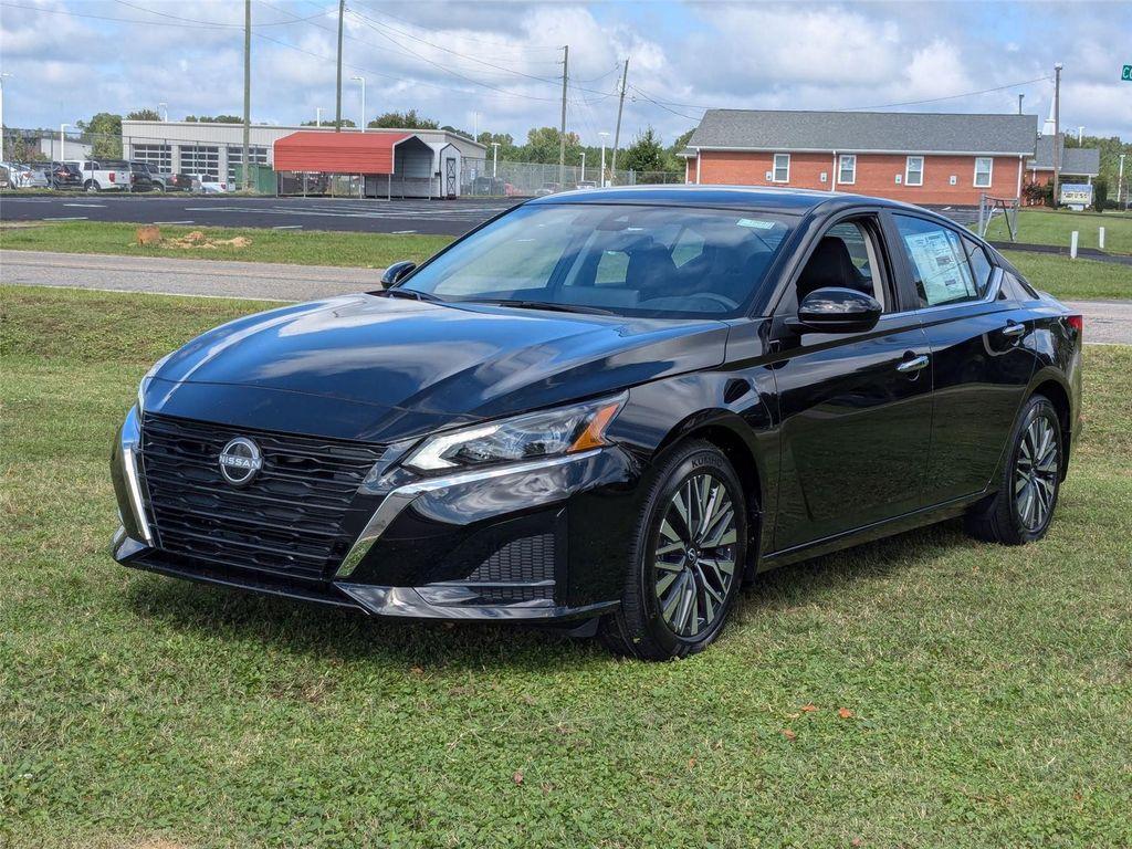 new 2025 Nissan Altima car, priced at $31,140