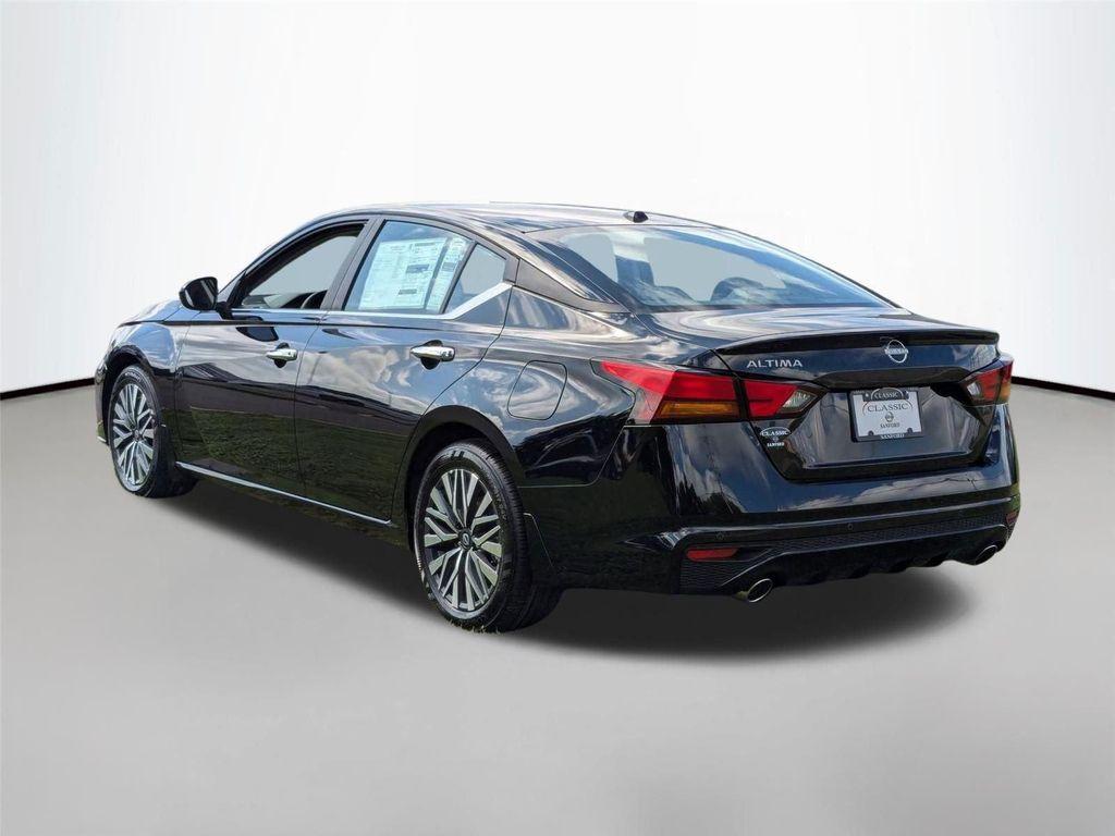new 2025 Nissan Altima car, priced at $27,640