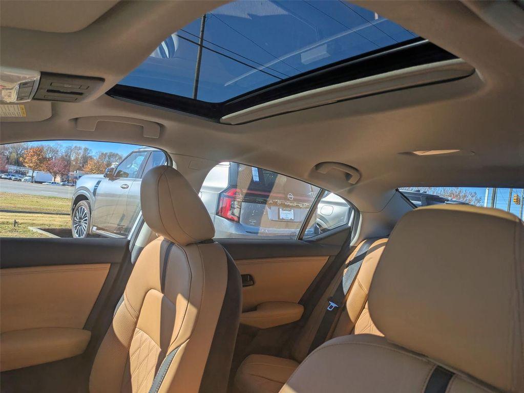 new 2025 Nissan Sentra car, priced at $27,270