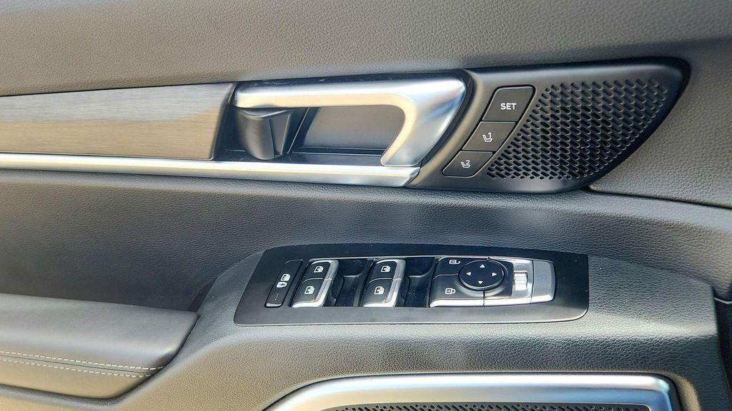 used 2024 Kia Telluride car, priced at $41,774