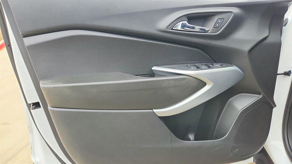 used 2024 Chevrolet Trax car, priced at $17,950