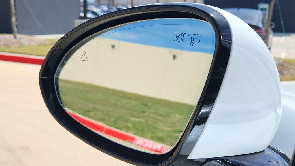 new 2026 Genesis G90 car, priced at $100,480