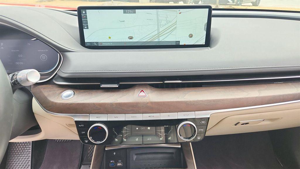 used 2021 Genesis G80 car, priced at $28,989