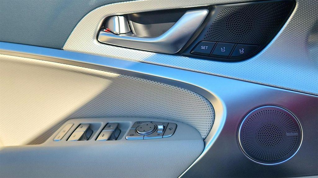 new 2026 Genesis G70 car, priced at $52,300