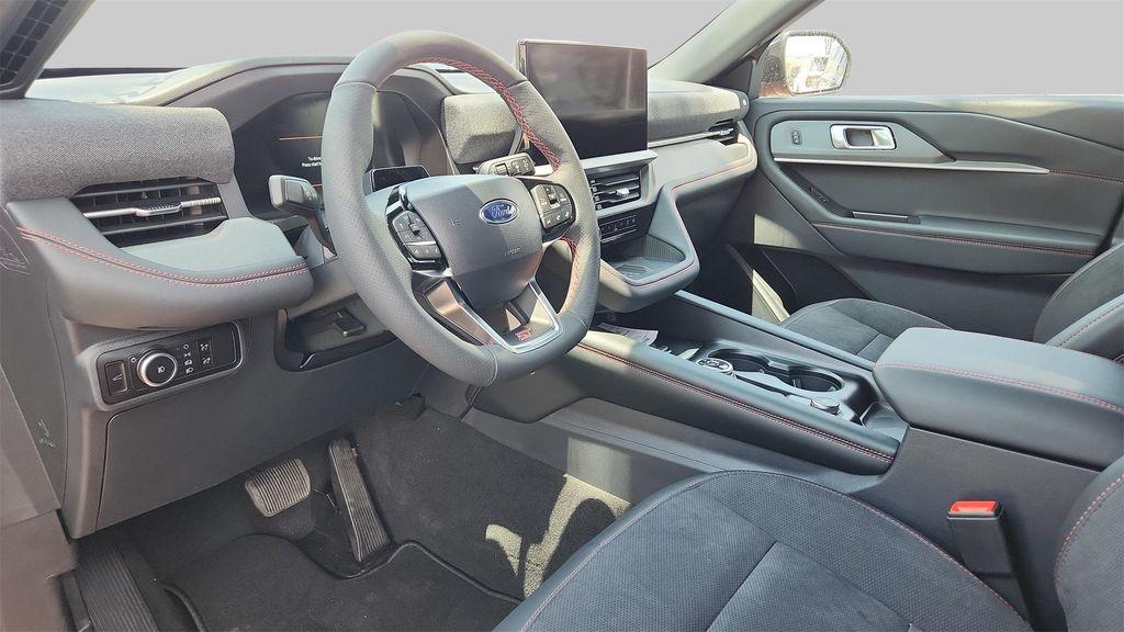 used 2025 Ford Explorer car, priced at $51,995