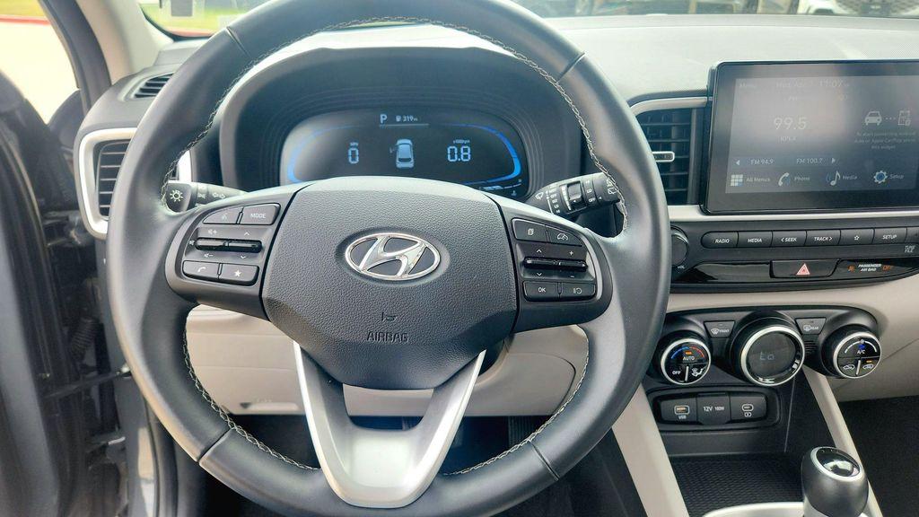 used 2025 Hyundai Venue car