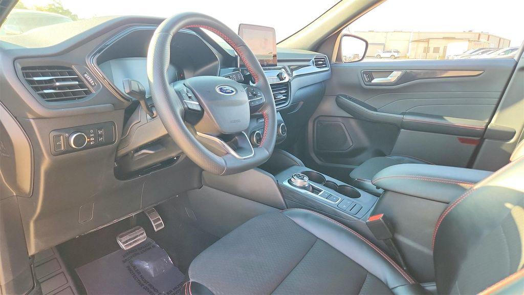 used 2024 Ford Escape car, priced at $21,294