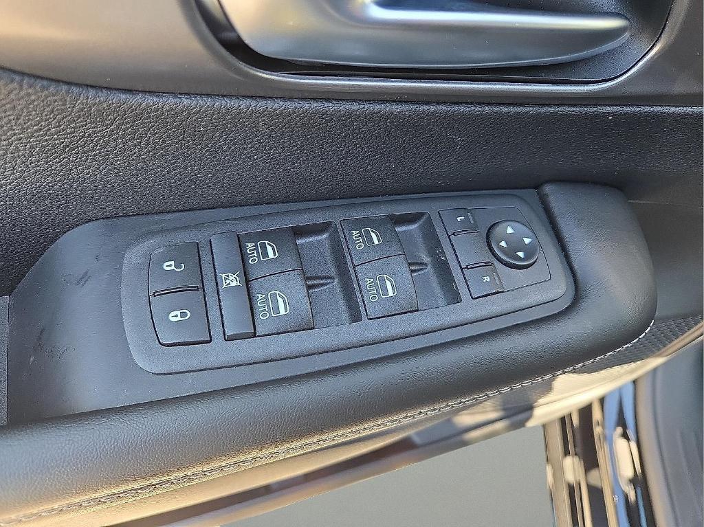 new 2026 Chrysler Pacifica car, priced at $44,889