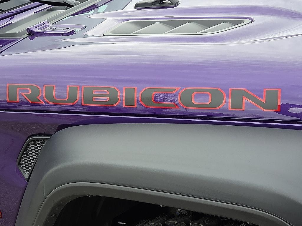 new 2026 Jeep Gladiator car, priced at $55,726