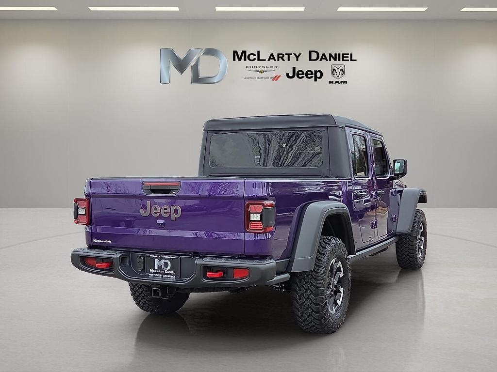 new 2026 Jeep Gladiator car, priced at $55,726