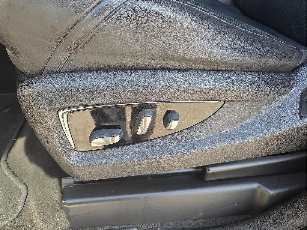 used 2017 Cadillac Escalade ESV car, priced at $11,868