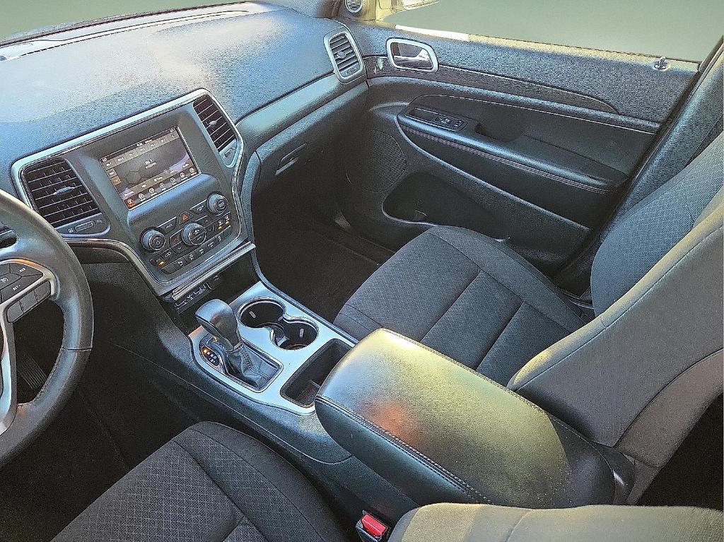 used 2018 Jeep Grand Cherokee car, priced at $15,525