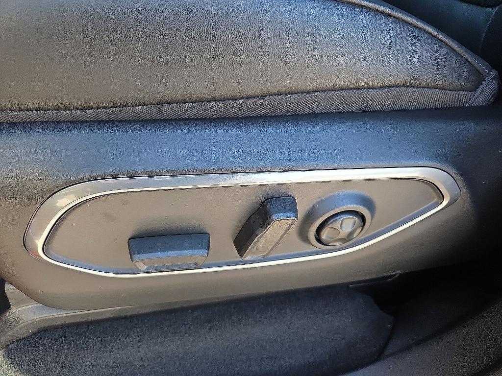 new 2026 Jeep Grand Wagoneer car, priced at $80,399