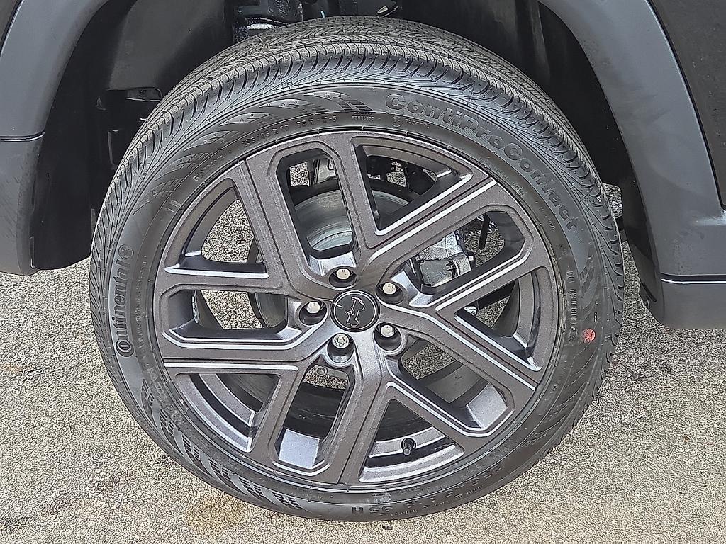 new 2026 Jeep Compass car, priced at $36,195