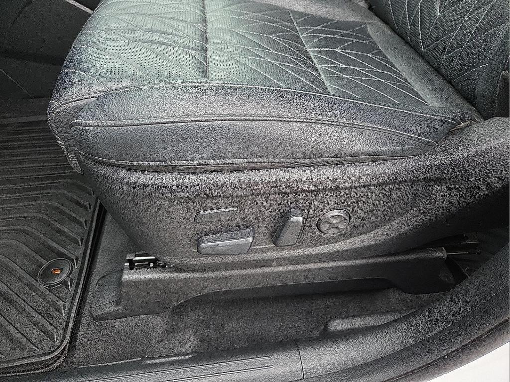 used 2025 Kia Telluride car, priced at $42,824