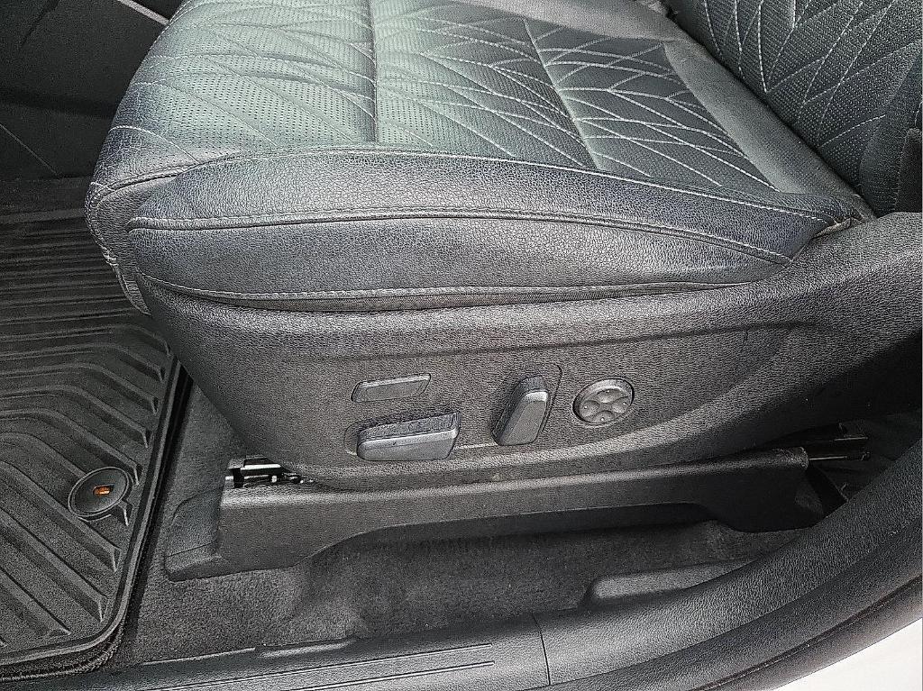 used 2025 Kia Telluride car, priced at $42,868