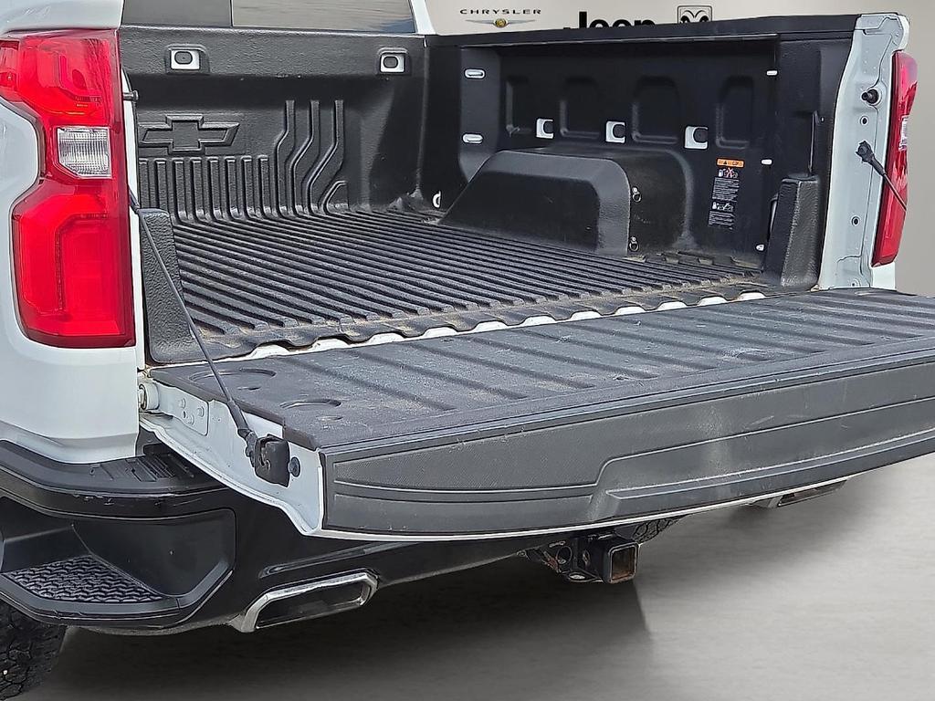 used 2021 Chevrolet Silverado 1500 car, priced at $38,487