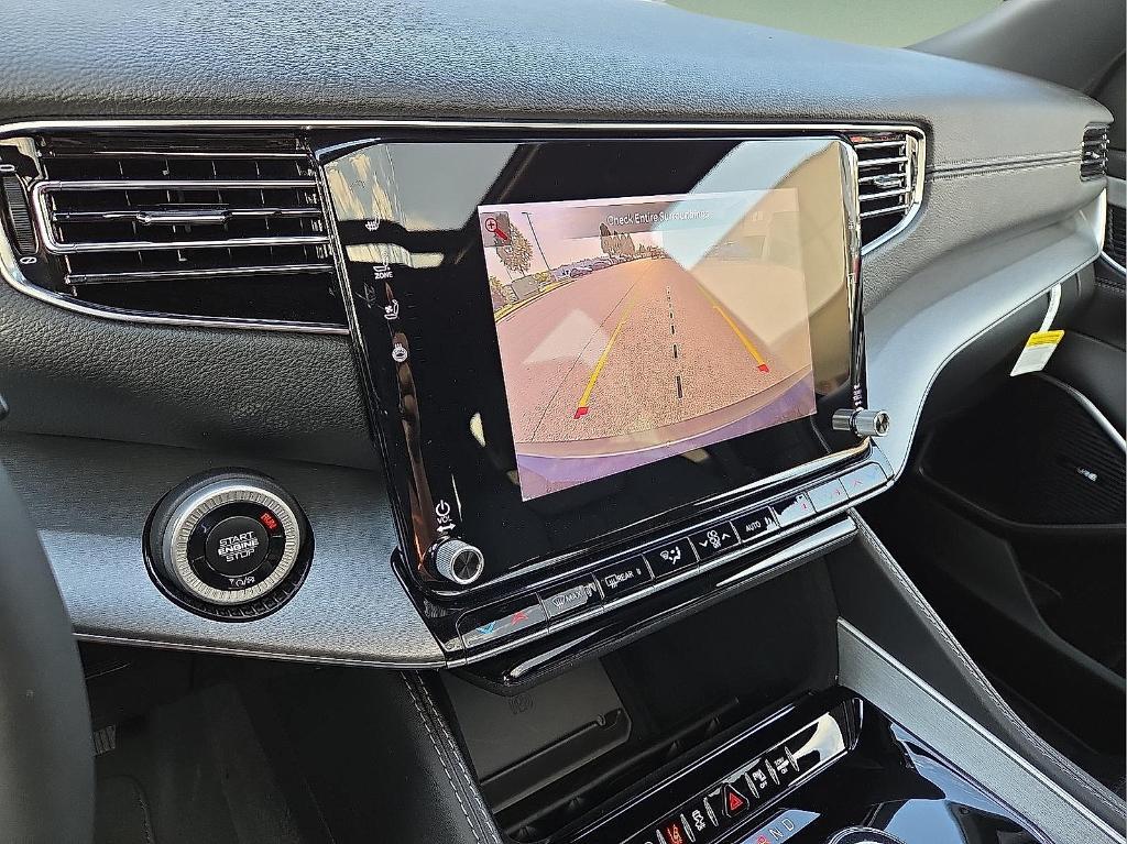 new 2025 Jeep Wagoneer L car, priced at $73,071