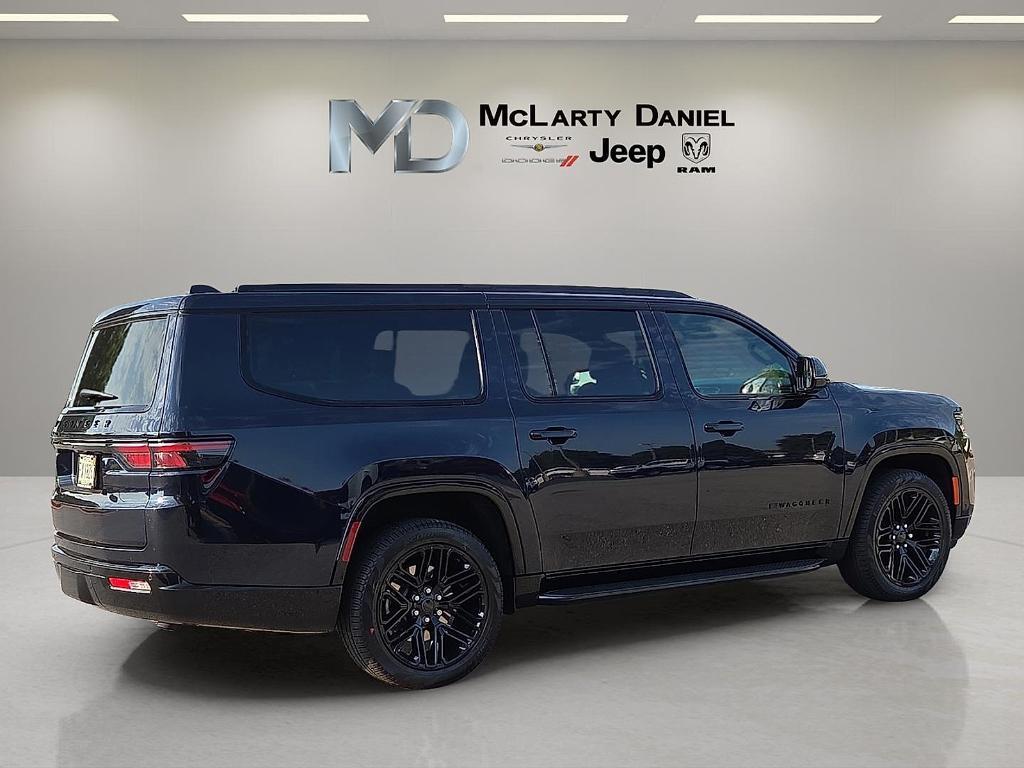 new 2025 Jeep Wagoneer L car, priced at $73,071