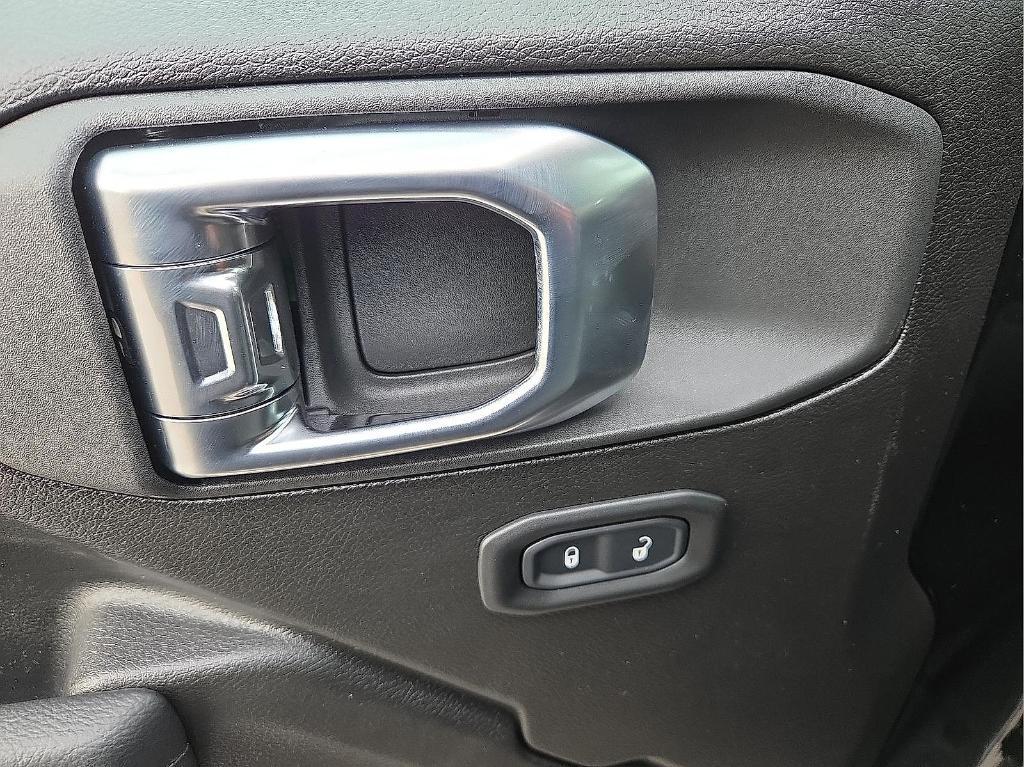 new 2026 Jeep Wrangler car, priced at $42,161