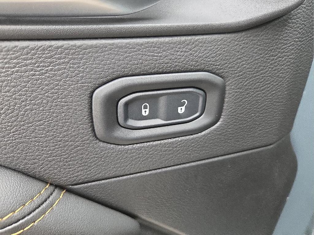 new 2026 Jeep Gladiator car, priced at $47,964