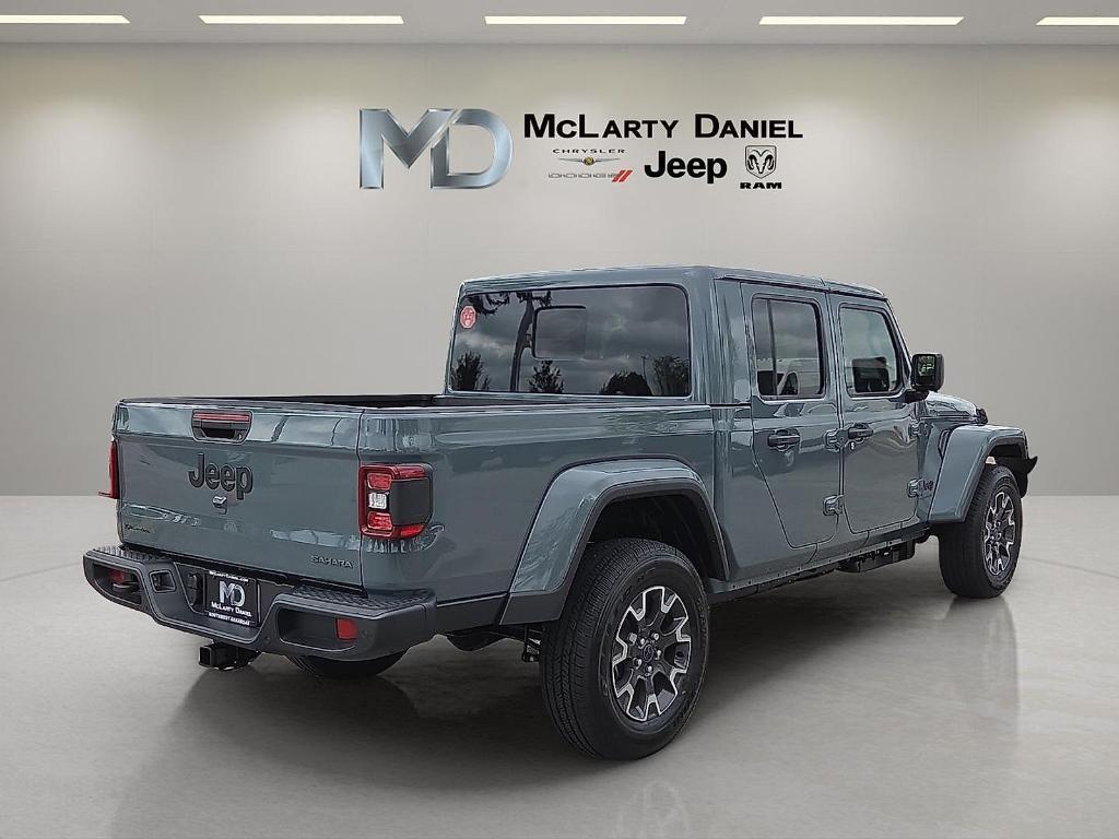 new 2026 Jeep Gladiator car, priced at $47,964