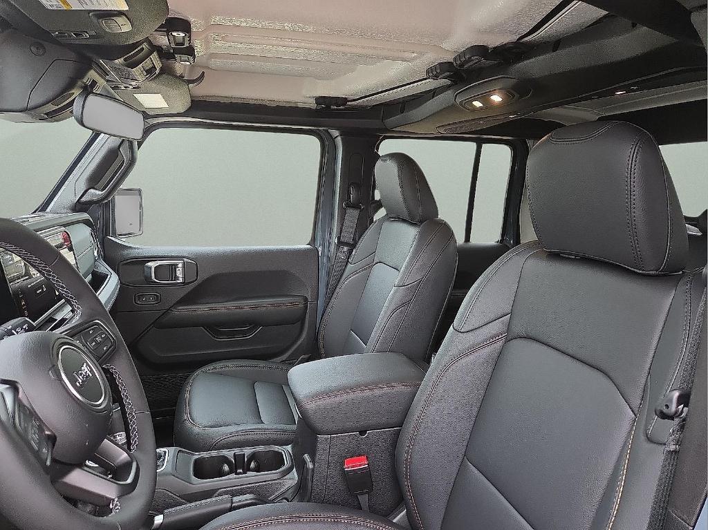 new 2026 Jeep Gladiator car, priced at $47,964