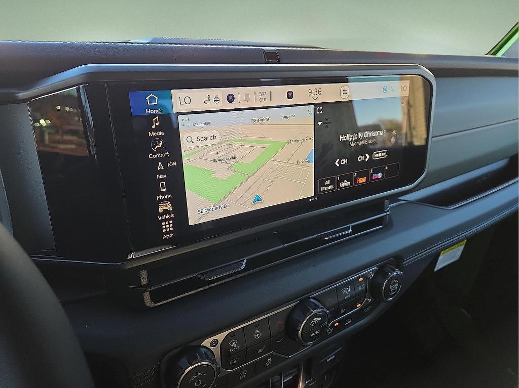 new 2026 Jeep Gladiator car, priced at $61,442