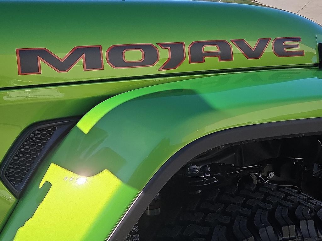 new 2026 Jeep Gladiator car, priced at $61,442