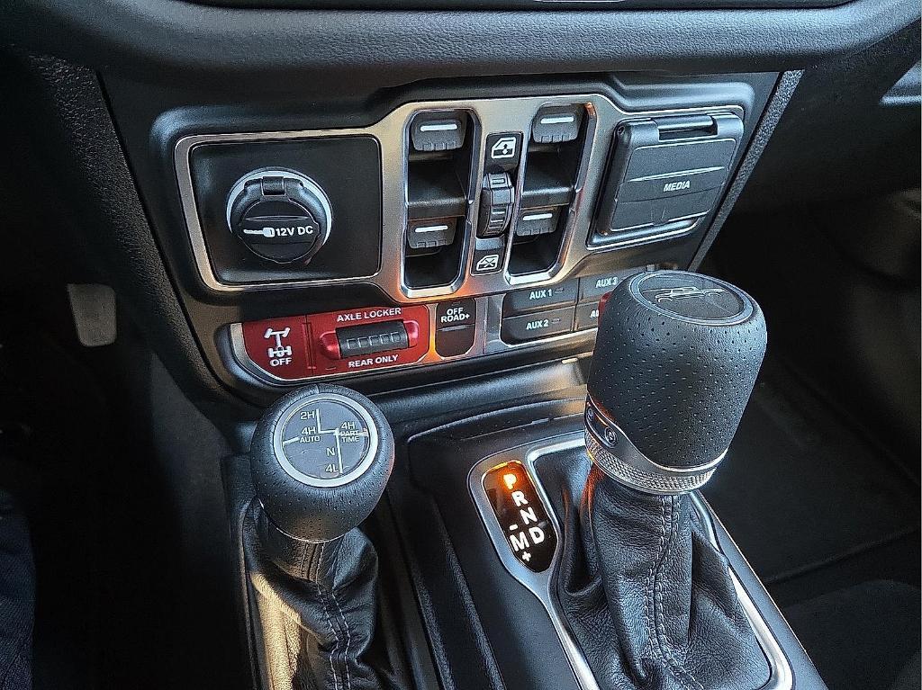 new 2026 Jeep Gladiator car, priced at $61,442